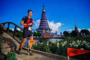 BIB: 542
                            <button type="button" onclick="openModal(19235329)" class="btn btn-primary btn-sm float-right btn-popup" data-toggle="modal" data-target=".modal-high-quality">
                        <i class="fas fa-shopping-cart"></i> Add to Cart
                    </button>
                                            <button type="button" onclick="isThisMe(19235329, true)" class="btn btn-success btn-sm float-right btn-popup btn-isme hidden" data-toggle="tooltip" data-placement="bottom" title="นี่คือรูปของคุณใช่ไหม คลิกที่นี่เพื่อเอาเข้าอัลบั้ม">
                        <i class="fas fa-plus"></i> Add to album
                    </button>
                    <button type="button" onclick="isThisMe(19235329, false)" class="btn btn-warning btn-sm float-right btn-popup btn-isnotme hidden">
                        <i class="fas fa-ban"></i> Remove from album
                    </button>